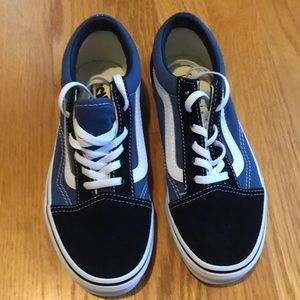 NEW in box boys’ Vans Old Skool